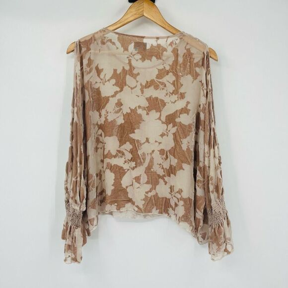 Vintage Johnny Was - Jade Blouse Small Silk Beige Taupe Floral Cold Shoulder - Picture 2 of 8